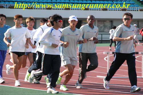 [제84회전국체전]남자 일반 5000m 경기 하루 전 훈련 모습 사진