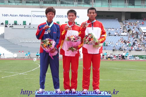 [05아시아육상]남자20km경보 메달리스트 사진