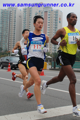 김성은 마라톤 데뷔전에서 2시간37분대