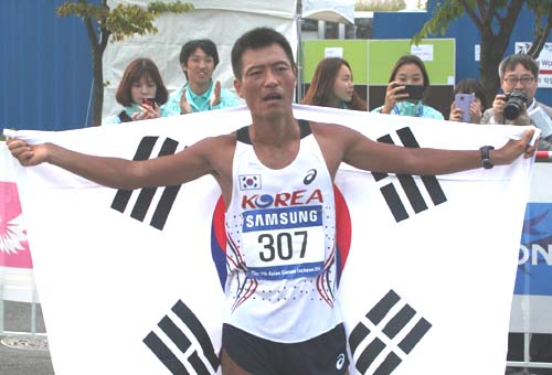 [인천AG] 박칠성, 남자경보50km 은메달