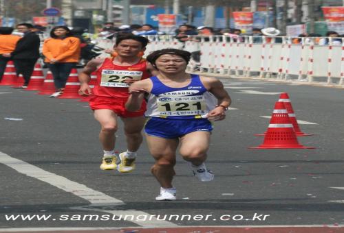 권영솔, 마라톤 데뷔전에서 2시간17분대