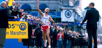 이봉주 선수, 제105회 보스턴 마라톤 우승 당시 골인 장면